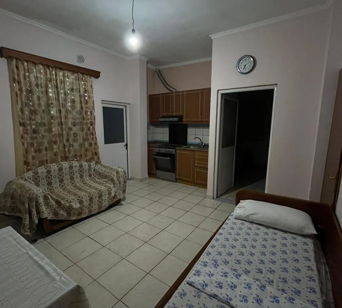 Apartaments Martini - Borsh Himarë Penzion